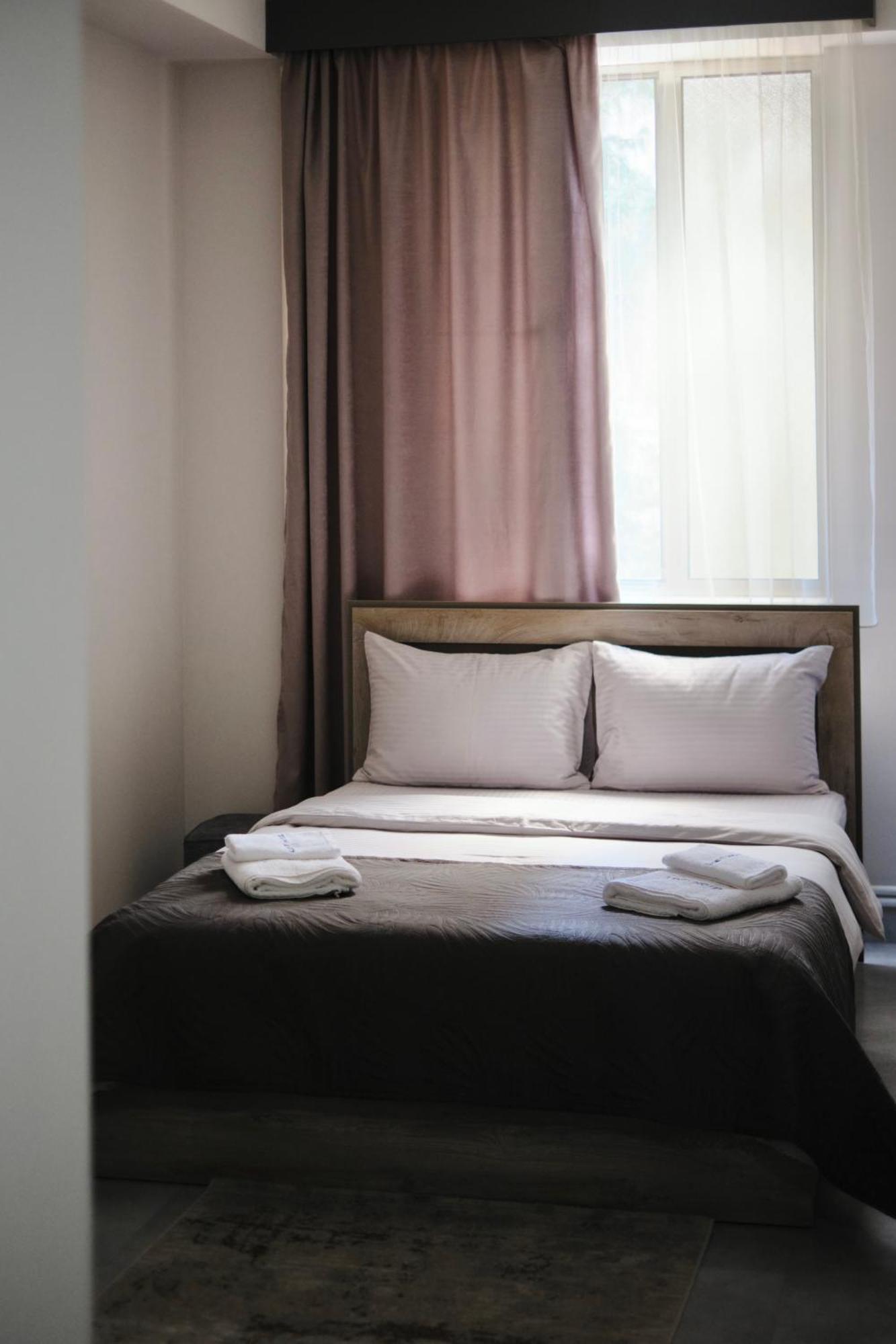 Loft Family Hotel Idzsevan Kültér fotó