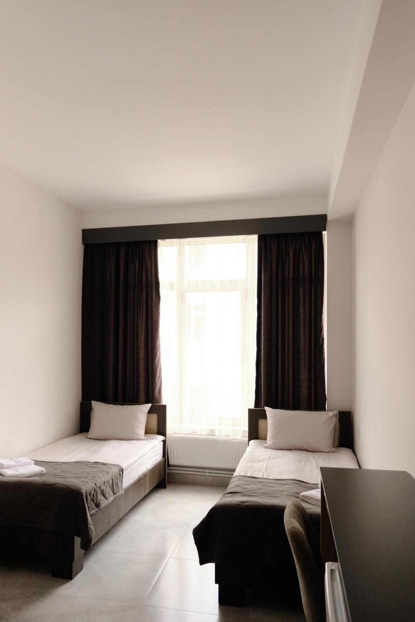 Loft Family Hotel Idzsevan Kültér fotó