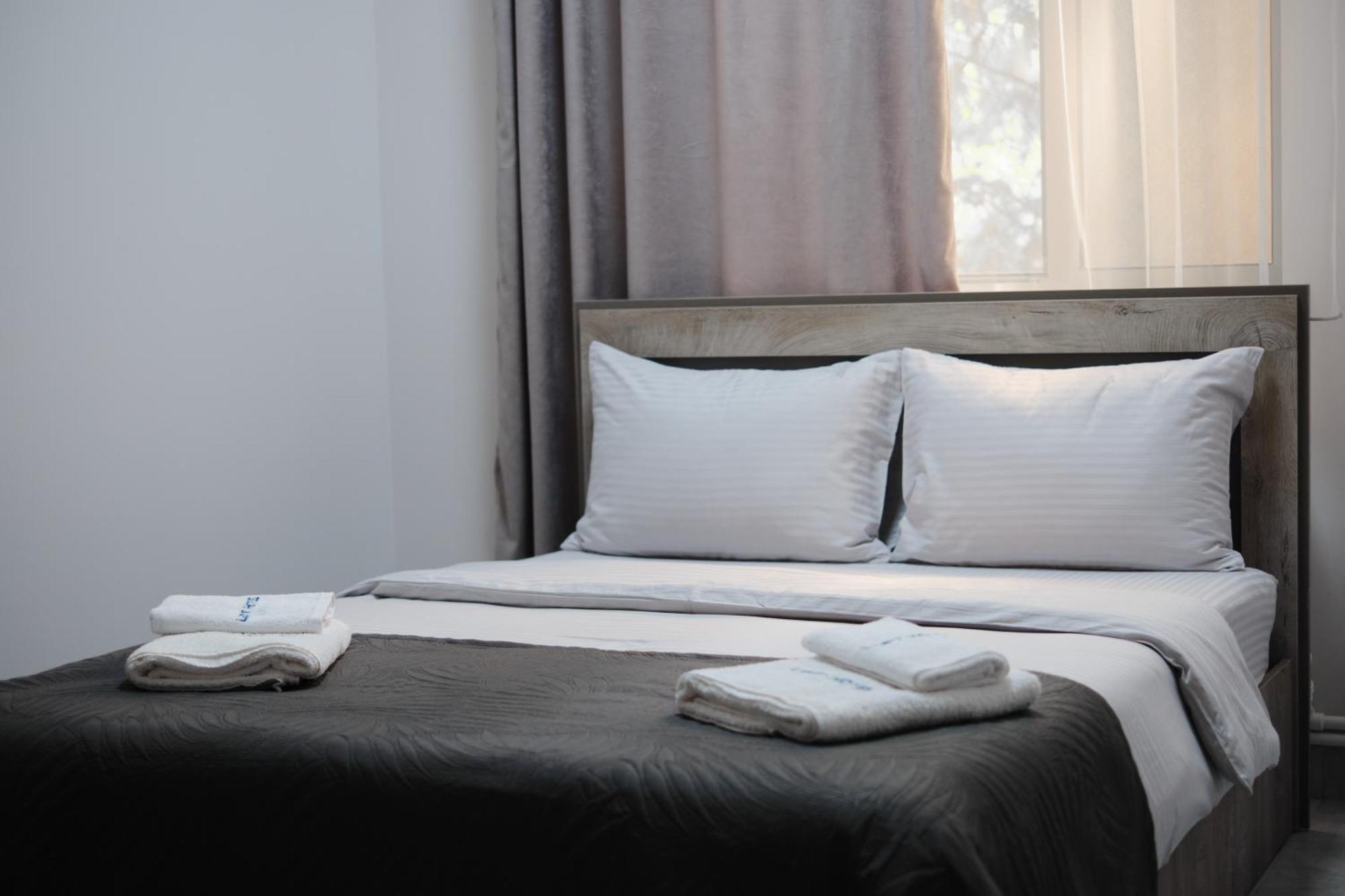 Loft Family Hotel Idzsevan Kültér fotó