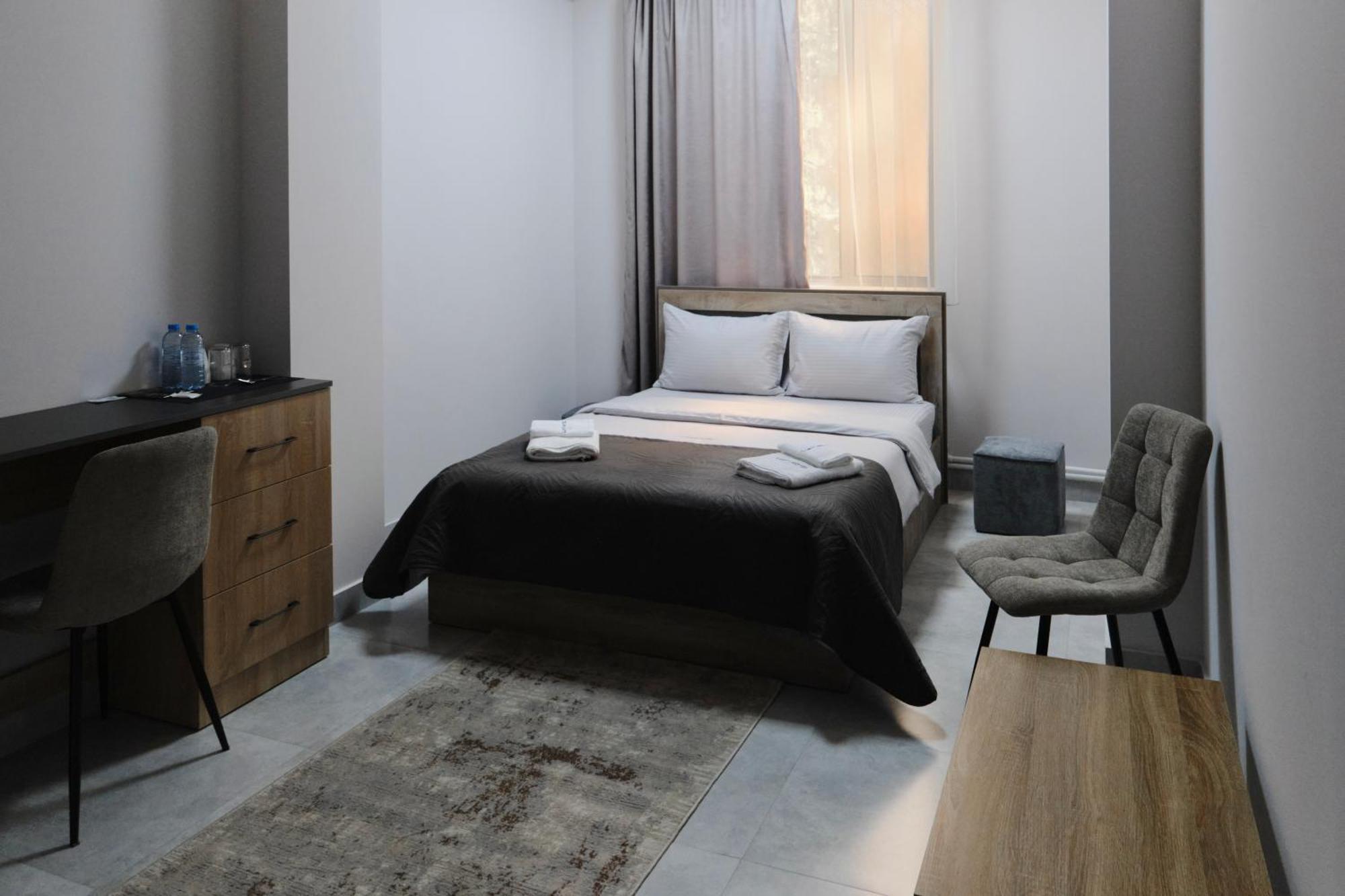 Loft Family Hotel Idzsevan Kültér fotó